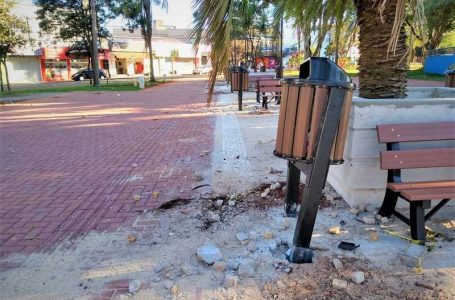 Vândalos causam estragos na Praça Mauá, em fase final de revitalização