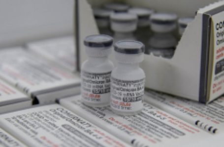 Arapongas realiza vacinação bivalente contra a Covid-19; veja os detalhes