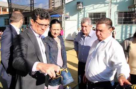 Sérgio Moro visita Prefeitura de Arapongas, APAE, Honpar e Projeto Crescer