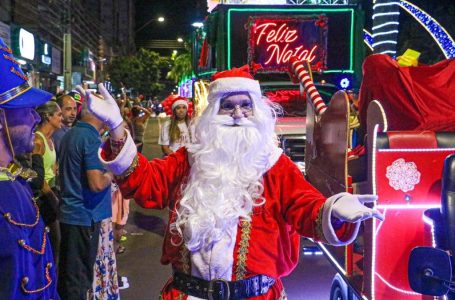 Arapongas recebe grandes Desfiles de Natal nos dias 13, 18 e 21 de dezembro