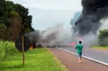 Caminhão-tanque explode em acidente com três veículos na BR-369 no PR