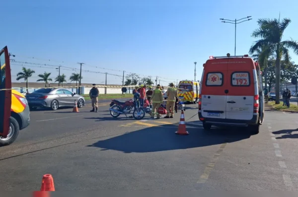 Acidente entre carro e moto deixa condutor morto na BR-369 em Arapongas