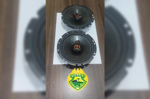 Polícia Militar encerra festa por som alto em chácara de Arapongas